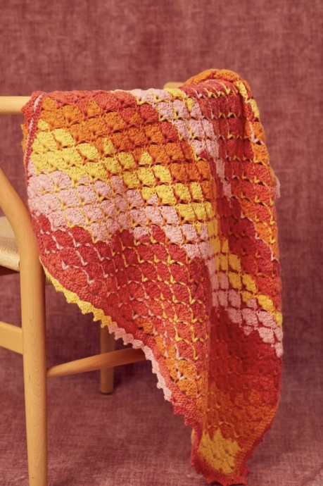 Free Crochet Pattern: Sunny Shells Blanket