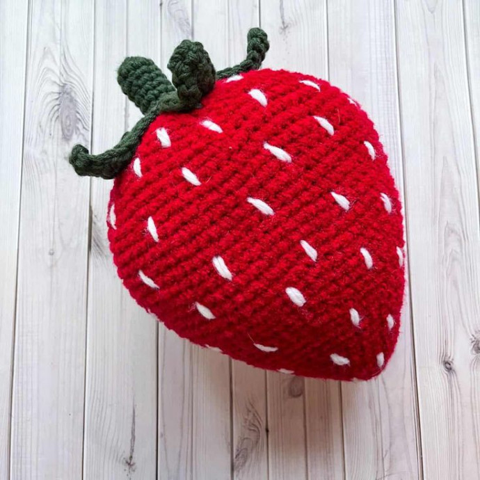 Create Your Adorable Crochet Strawberry Pillow: Complete Guide and Materials Create Your Adorable Crochet Strawberry Pillow: Complete Guide and Materials