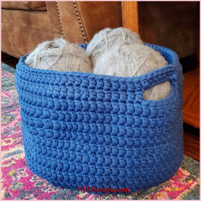 Create Your Own Stunning Crochet Large Basket Using Chunky Yarn for Home Decor